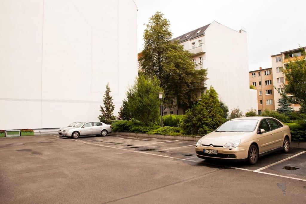 Modern & Bright +parking @kurfuerstendamm Appartement Berlijn