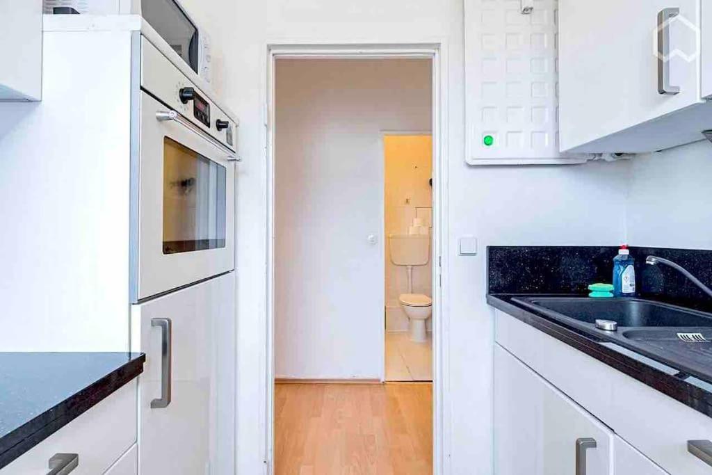 Appartement Modern & Bright +parking @kurfuerstendamm