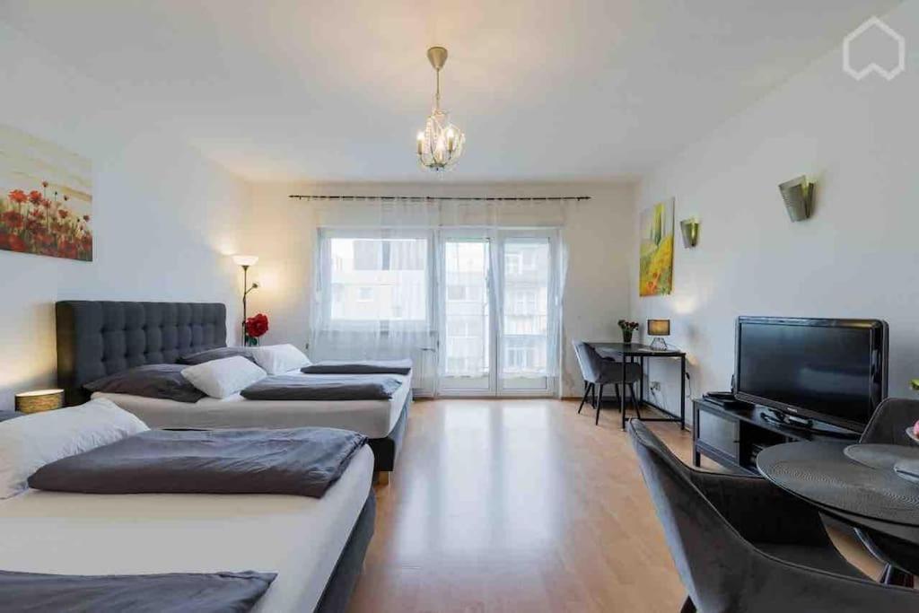 Appartement Modern & Bright +parking @kurfuerstendamm