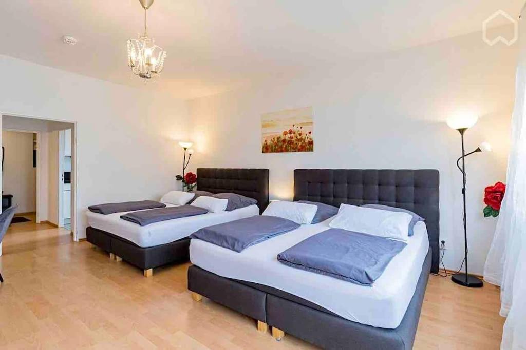 Modern & Bright +parking @kurfuerstendamm Appartement Berlijn